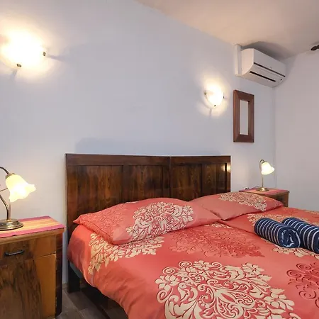 Tonko Apartmán *